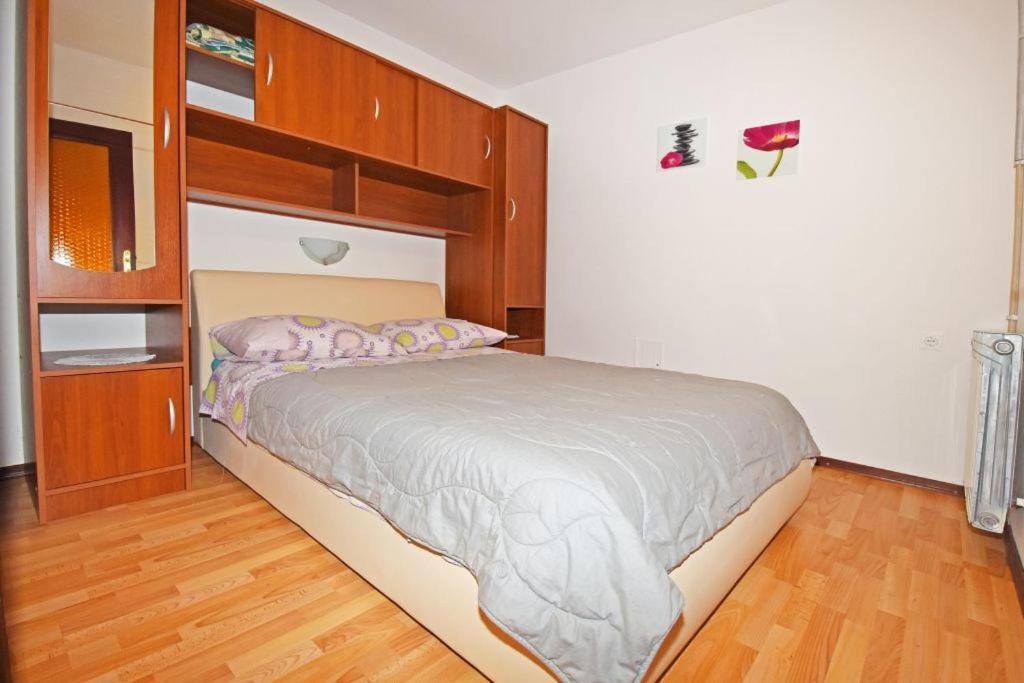 Novigrad Istria Apartments And Rooms Branka מראה חיצוני תמונה